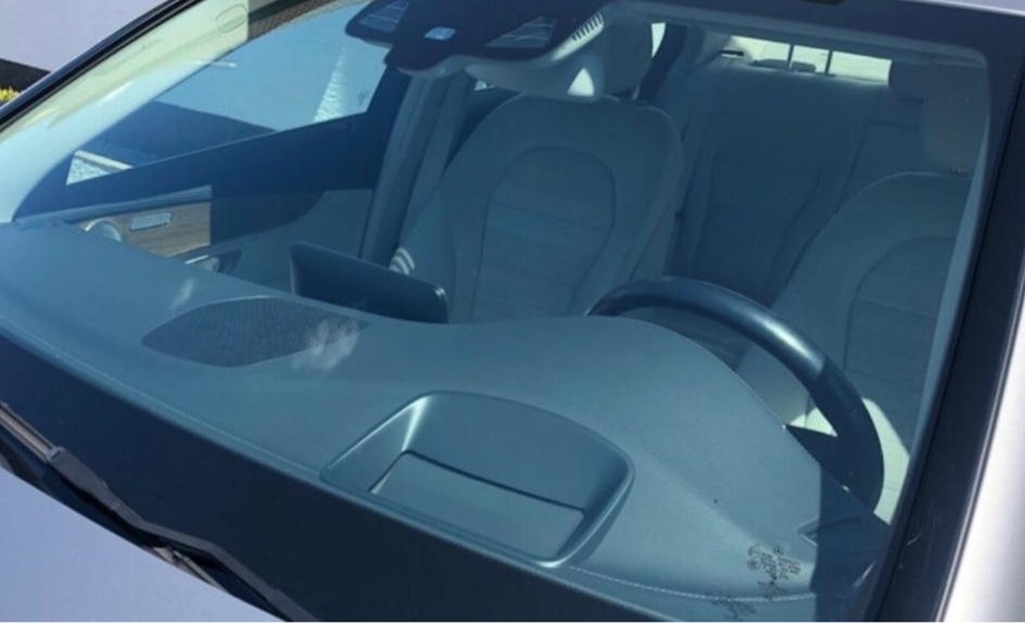 Grå Mercedes C220 fra 2014