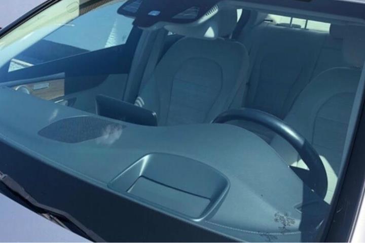 Grå Mercedes C220 fra 2014