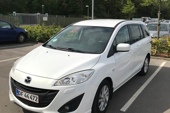 Hvid Mazda 5 fra 2011