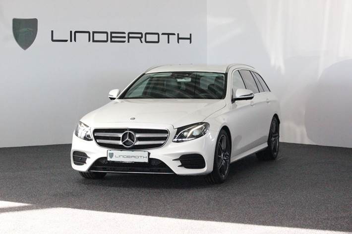 Grå Mercedes E220 d fra 2017