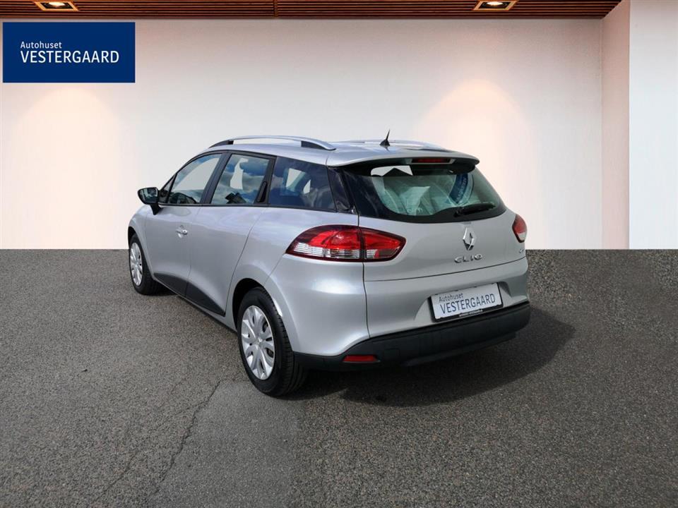 Grå Renault Clio fra 2014