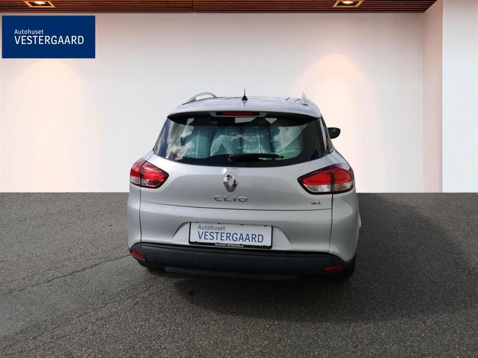 Grå Renault Clio fra 2014