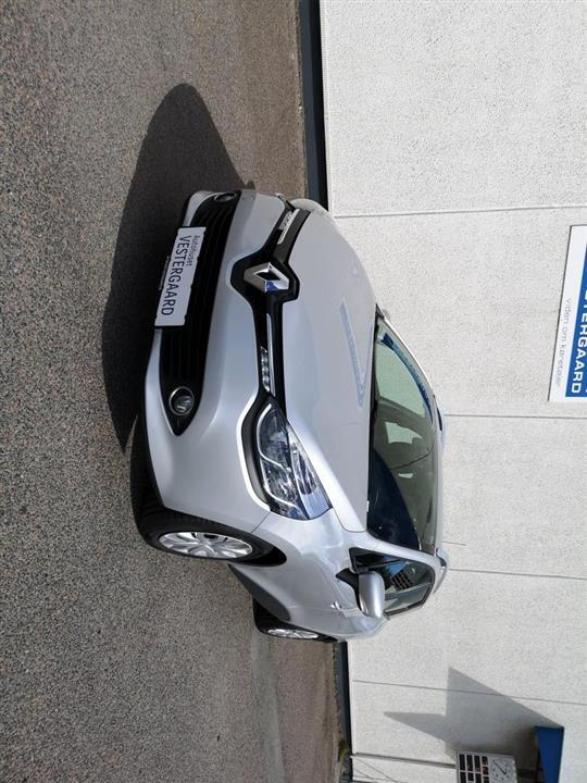 Grå Renault Clio fra 2014