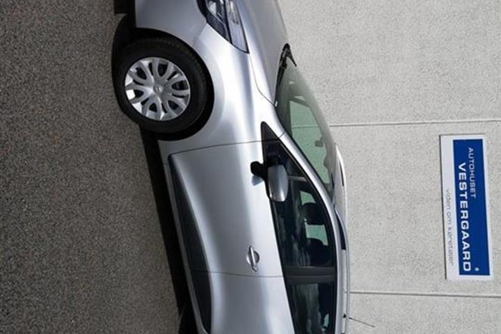 Grå Renault Clio fra 2014