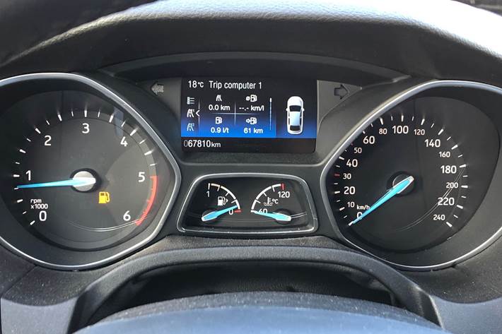 Grå Ford Focus fra 2017