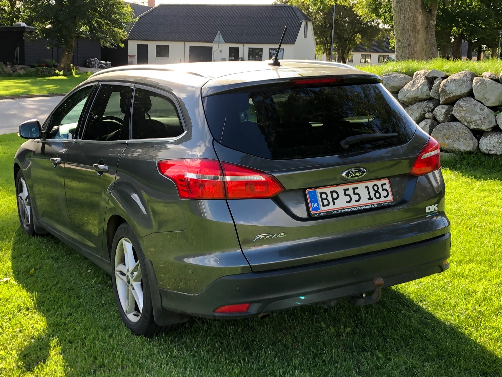 Grå Ford Focus fra 2017
