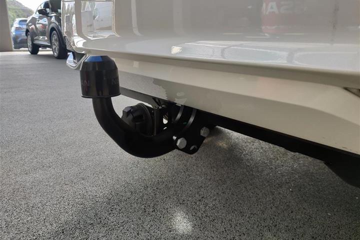 Hvid Nissan Qashqai fra 2020