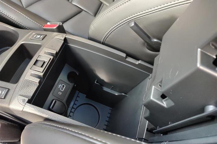 Hvid Nissan Qashqai fra 2020