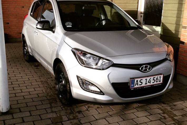Sølv Hyundai i20 fra 2015