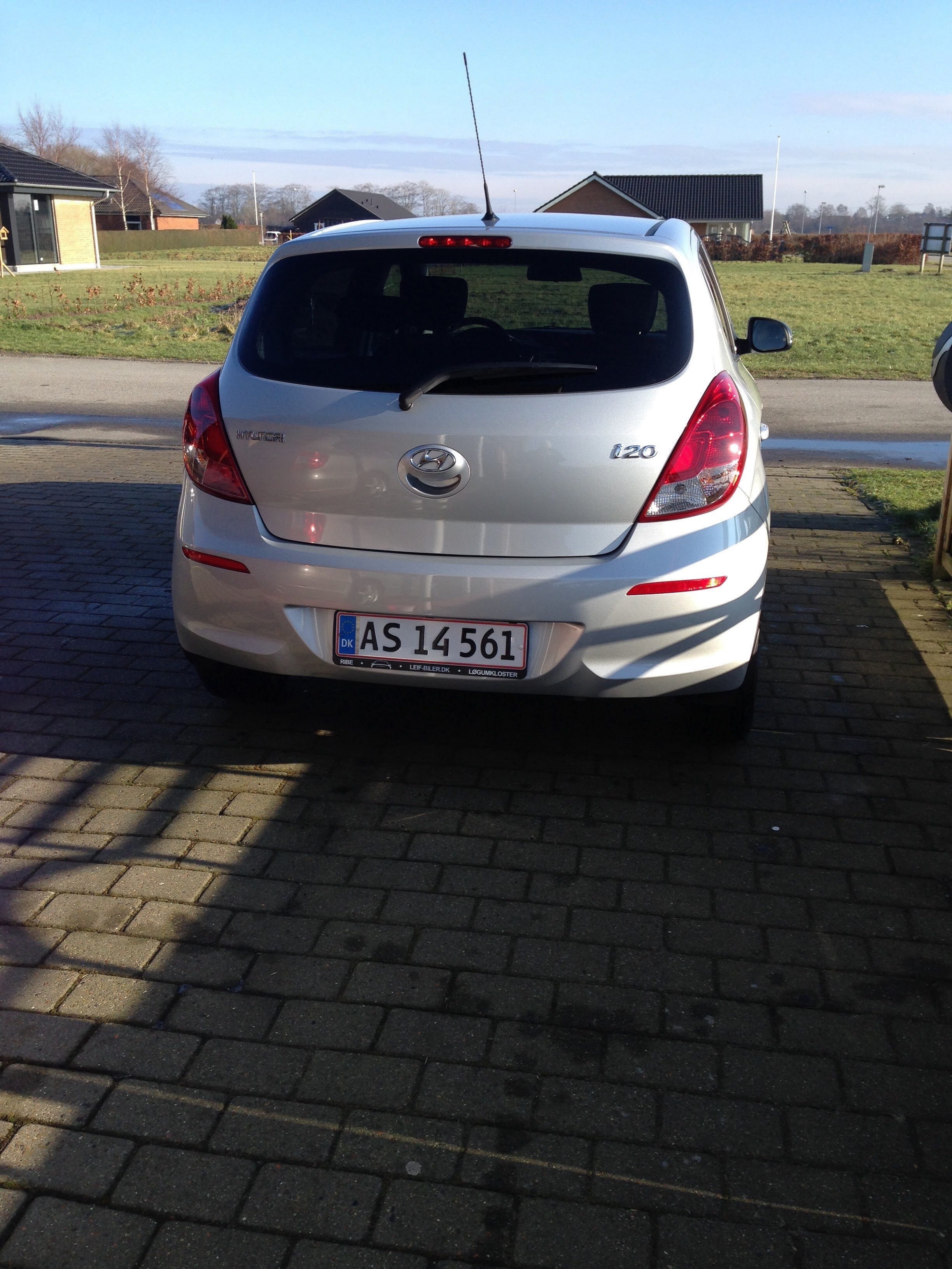 Sølv Hyundai i20 fra 2015