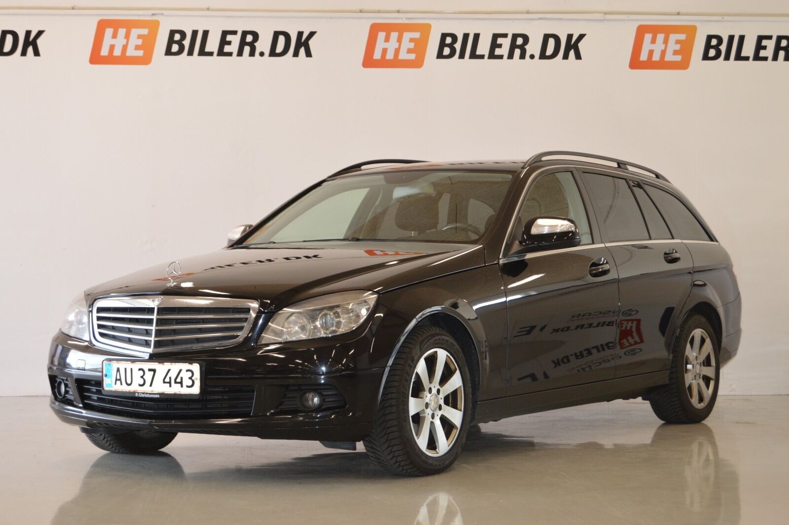 Grå Mercedes C200 fra 2008