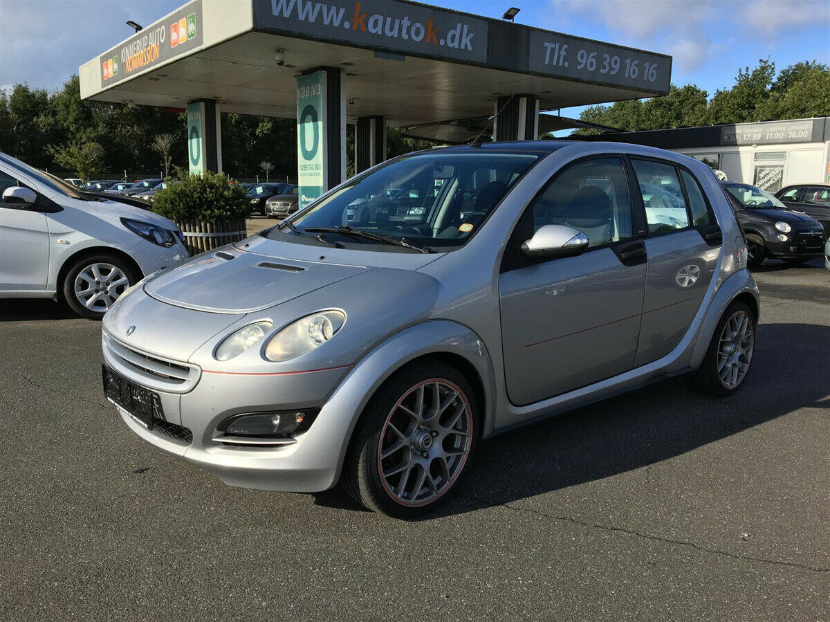 Grå Smart ForFour fra 2006