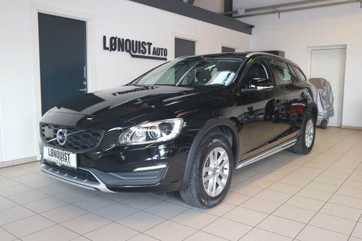 Grå Volvo V60 CC fra 2018