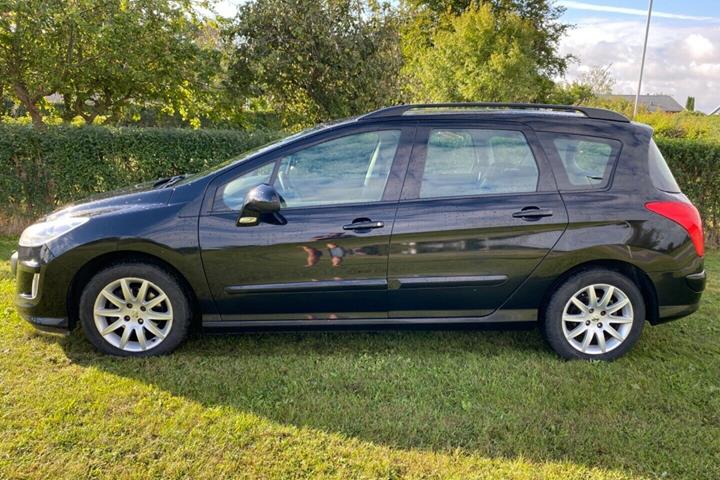 Sort Peugeot 308 fra 2011