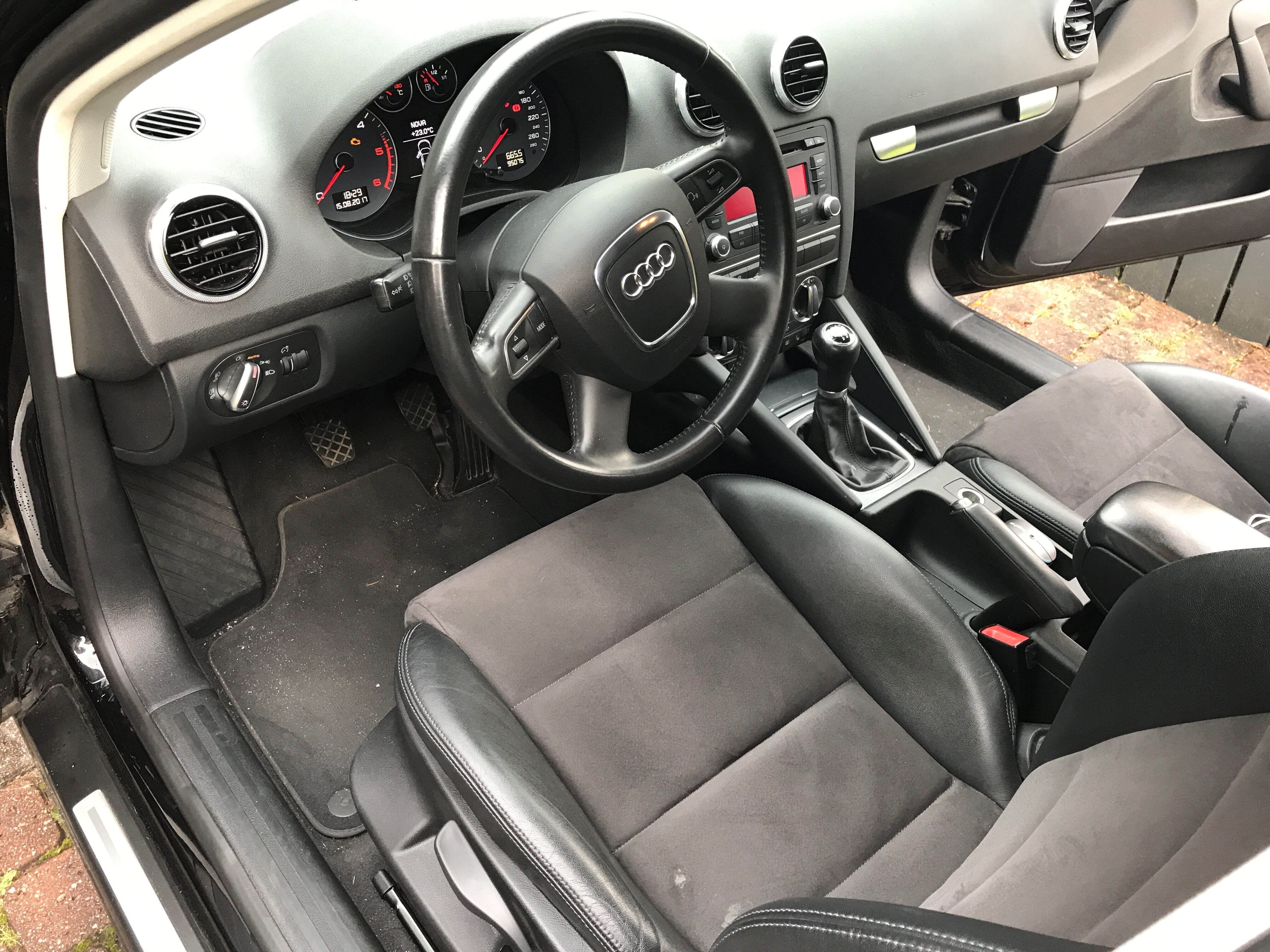 Sort Audi A3 fra 2012