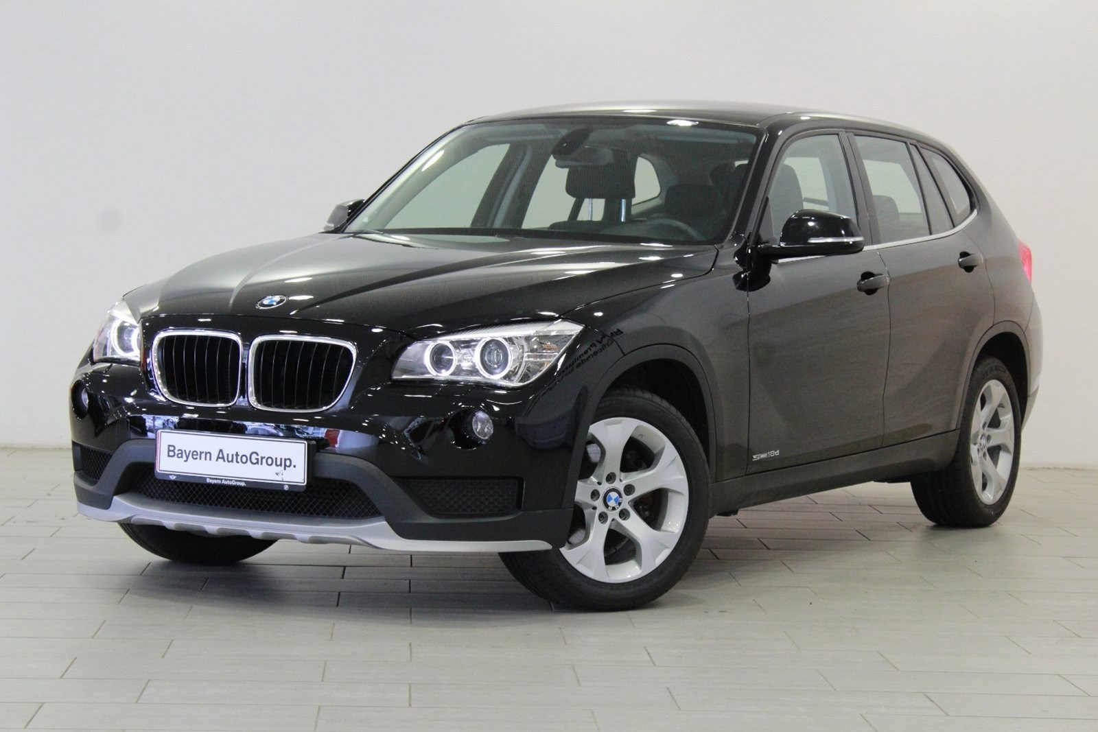 Guide til BMW X1 xDrive20d xLine Steptronic (Årgang 10/2015 - 09/2017)