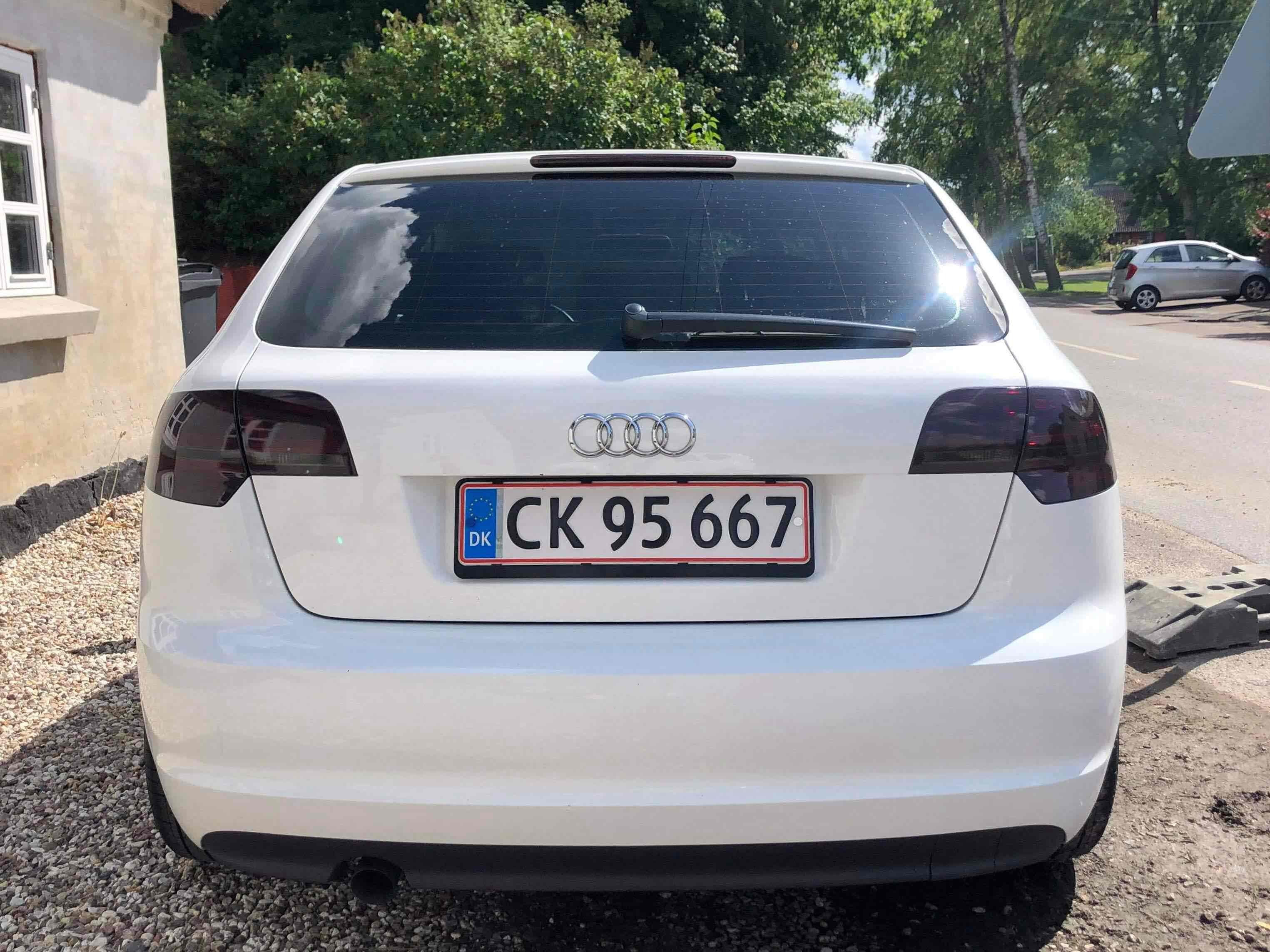 Hvid Audi A3 Sportback fra 2012