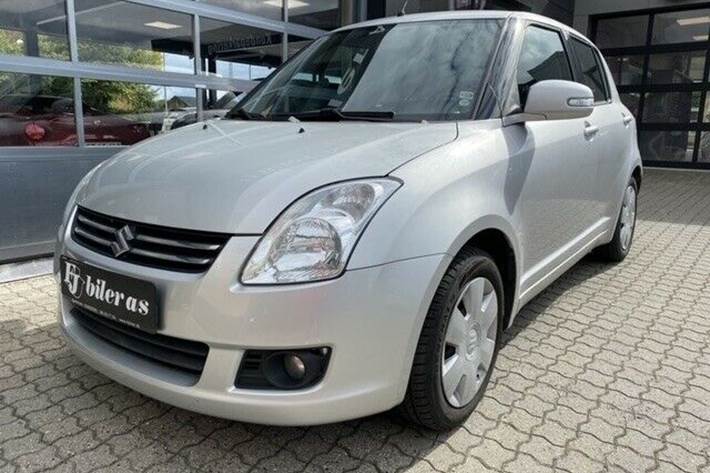 undefined Suzuki Swift fra 2011