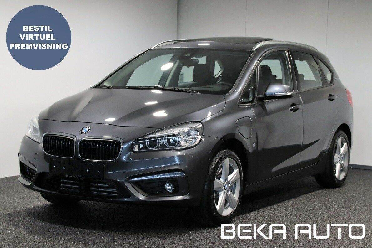 Grå BMW 225xe fra 2018
