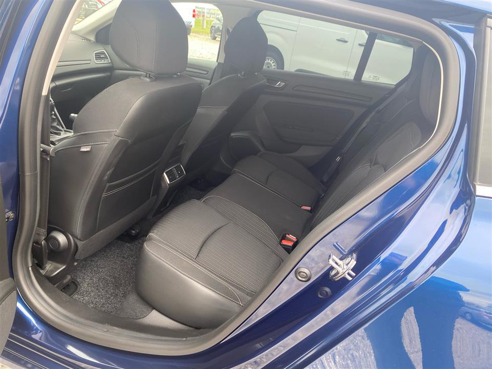 Blå Renault Mégane fra 2018