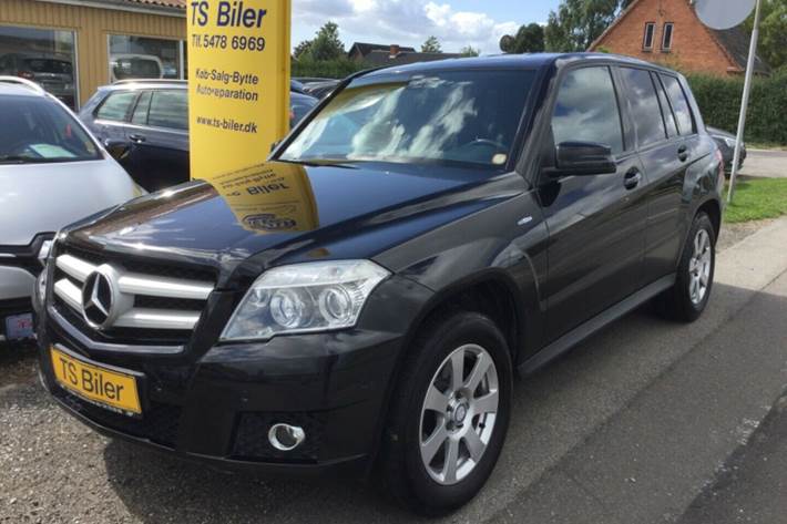 Grå Mercedes GLK220 fra 2011