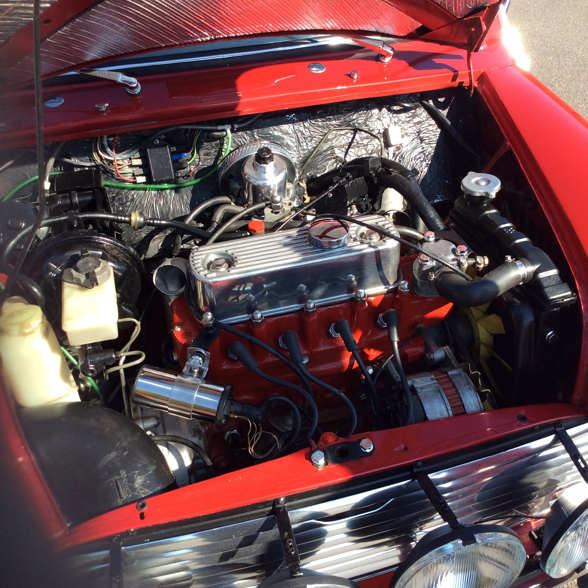 Rød Austin Mini fra 1989