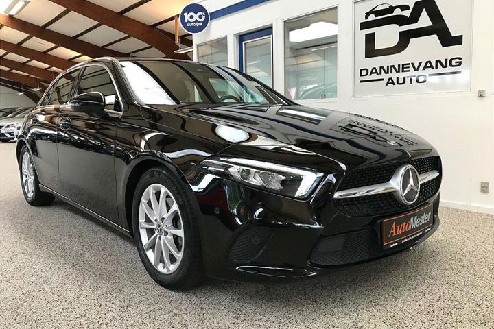 Sort Mercedes A200 fra 2018