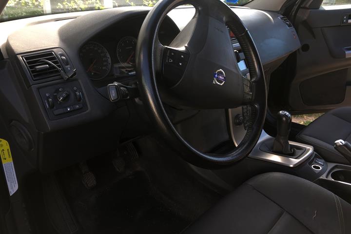 Sort Volvo V50 fra 2005