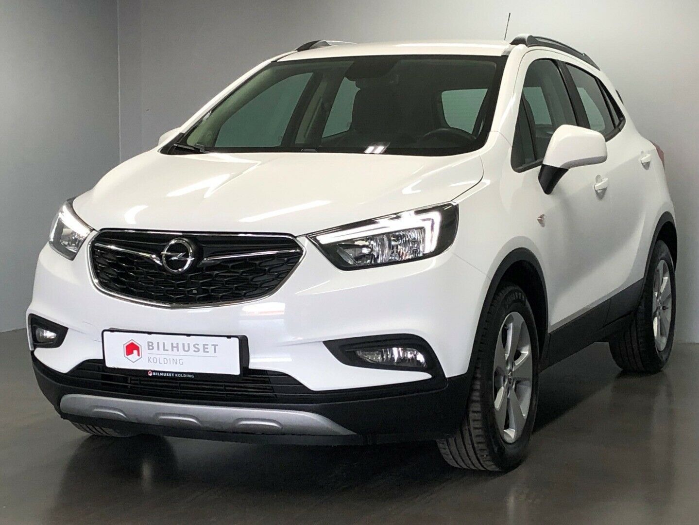 Hvid Opel Mokka X fra 2017