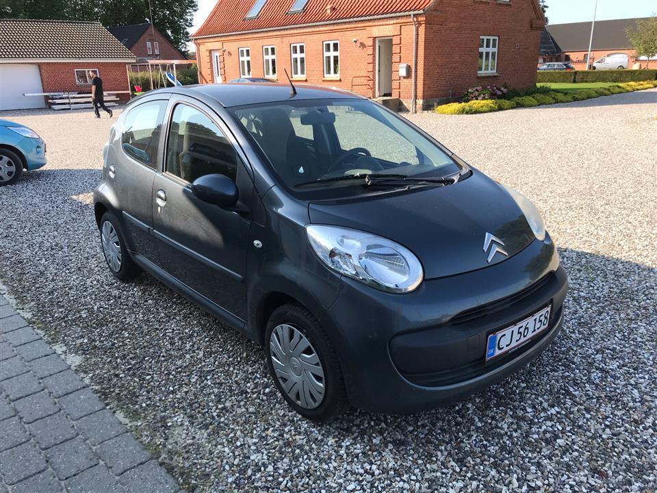 Grå Citroën C1 fra 2007