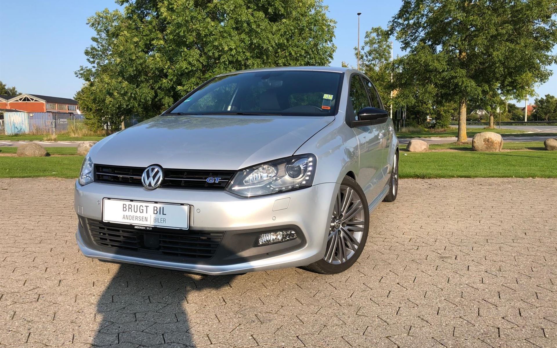 Sølv VW Polo fra 2017