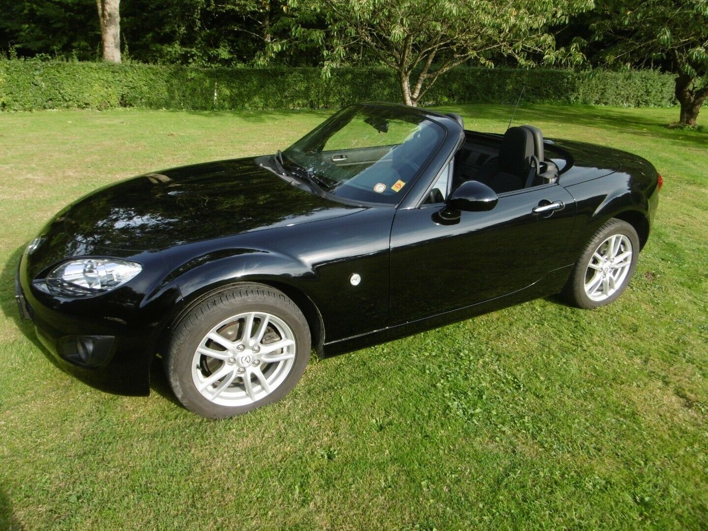 Sort Mazda MX-5 fra 2011