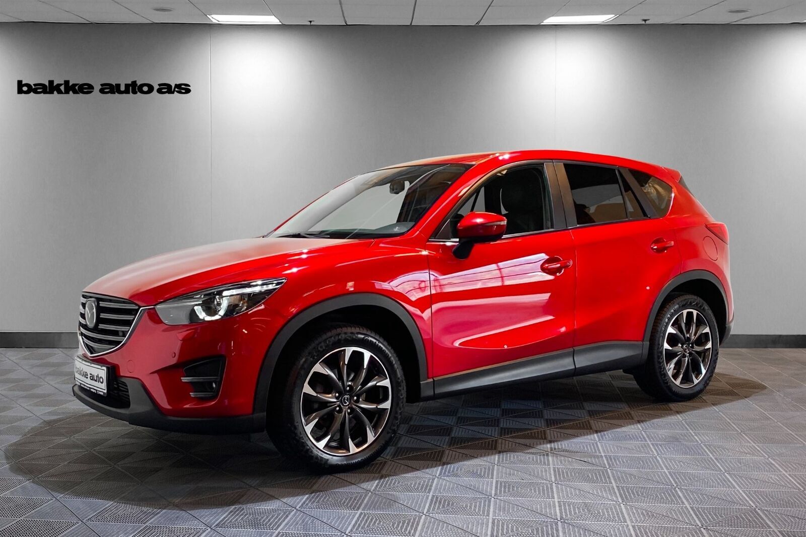 Grå Mazda CX-5 fra 2017