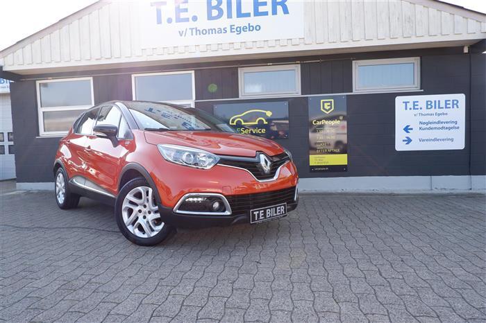 Orange Renault Captur fra 2014