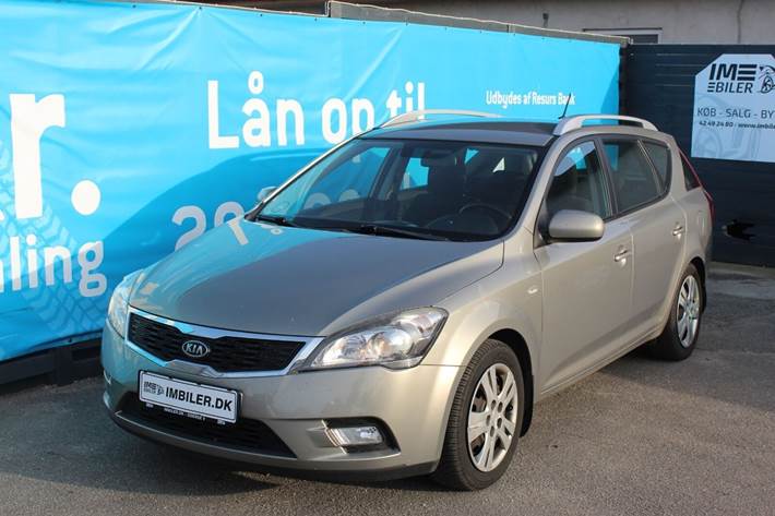 Grå Kia Ceed fra 2011