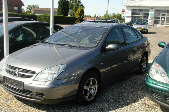 Grå Citroën C5 fra 2003