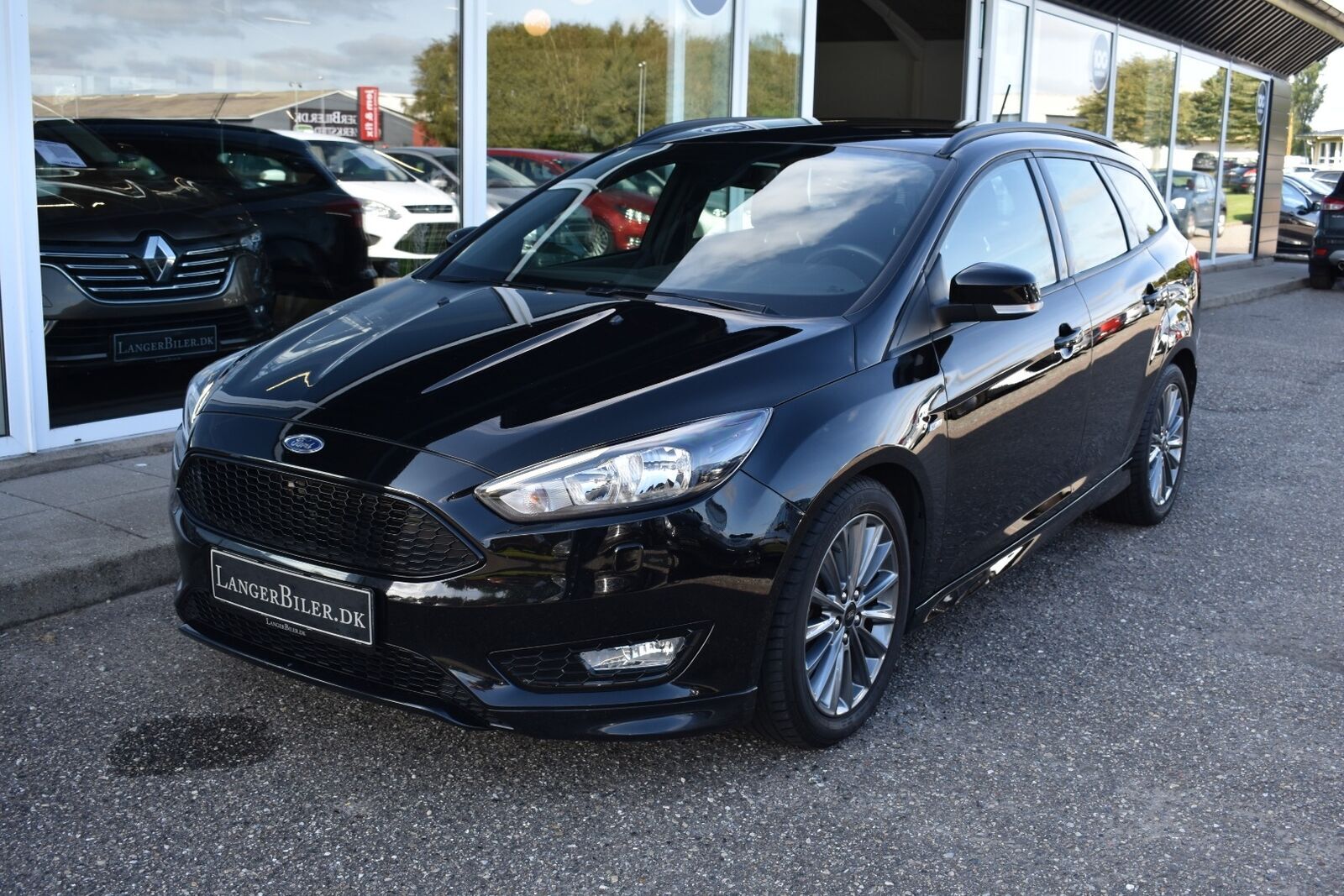 Sort Ford Focus fra 2017
