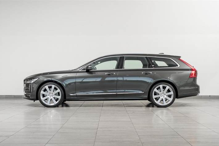 Grå Volvo V90 fra 2020