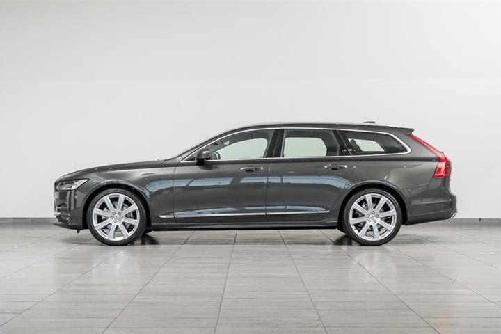 Grå Volvo V90 fra 2020