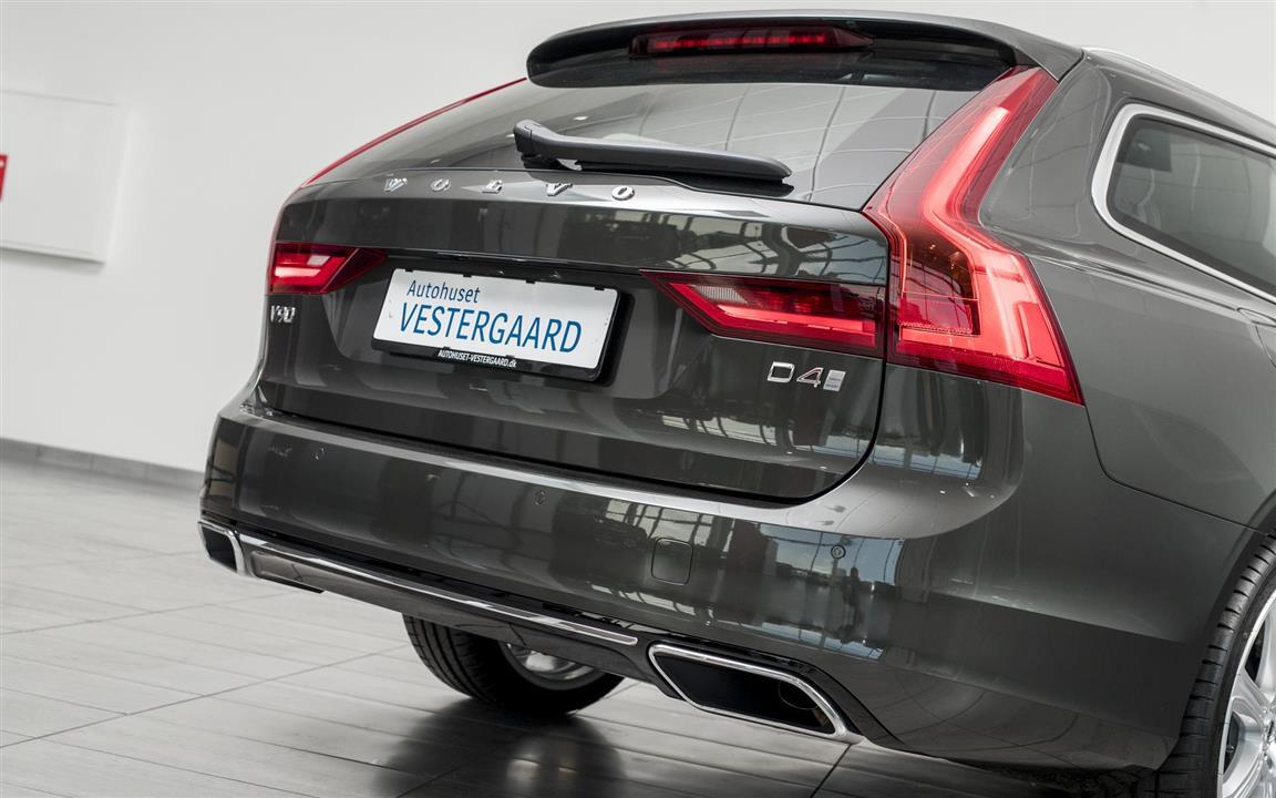 Grå Volvo V90 fra 2020
