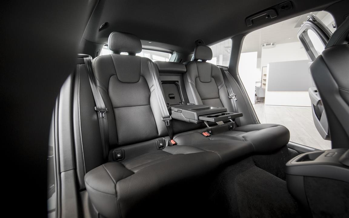 Grå Volvo V90 fra 2020