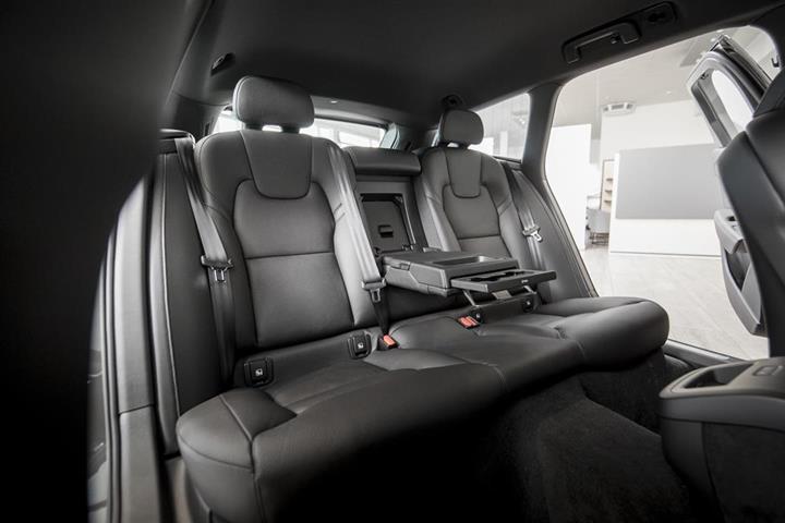 Grå Volvo V90 fra 2020