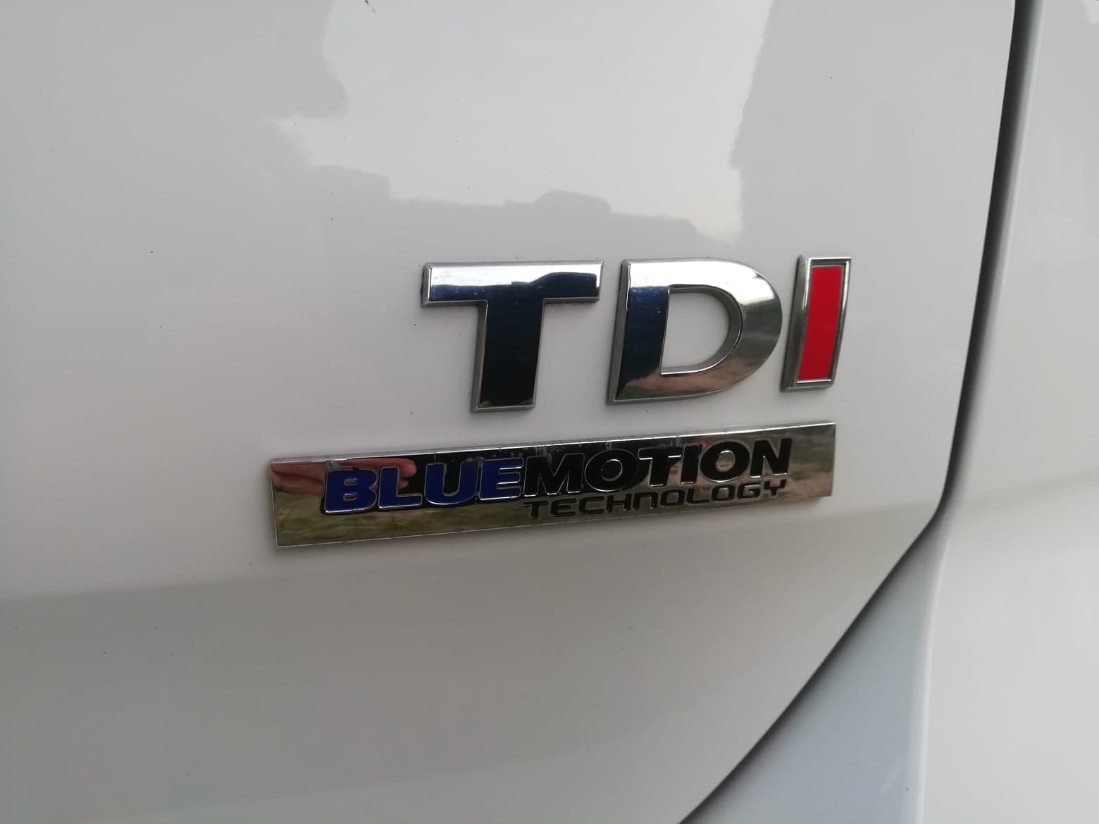 Hvid VW Golf VII fra 2013