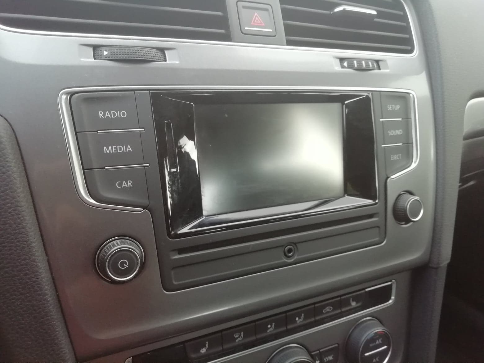 Hvid VW Golf VII fra 2013