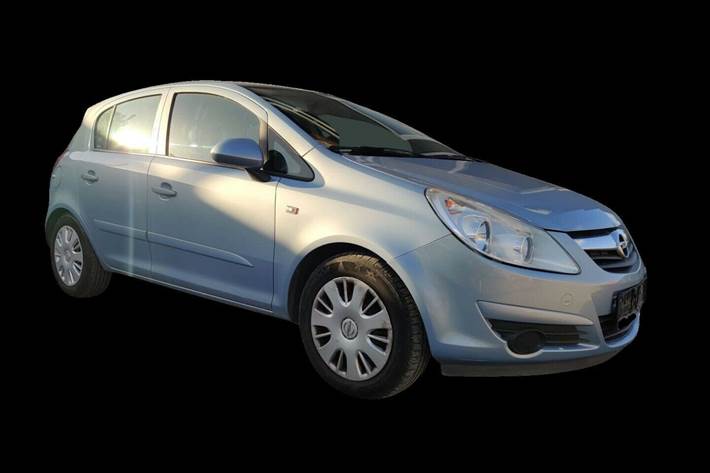 Blå Opel Corsa fra 2008