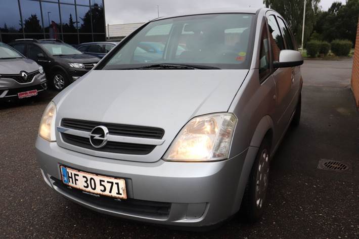 Grå Opel Meriva fra 2006