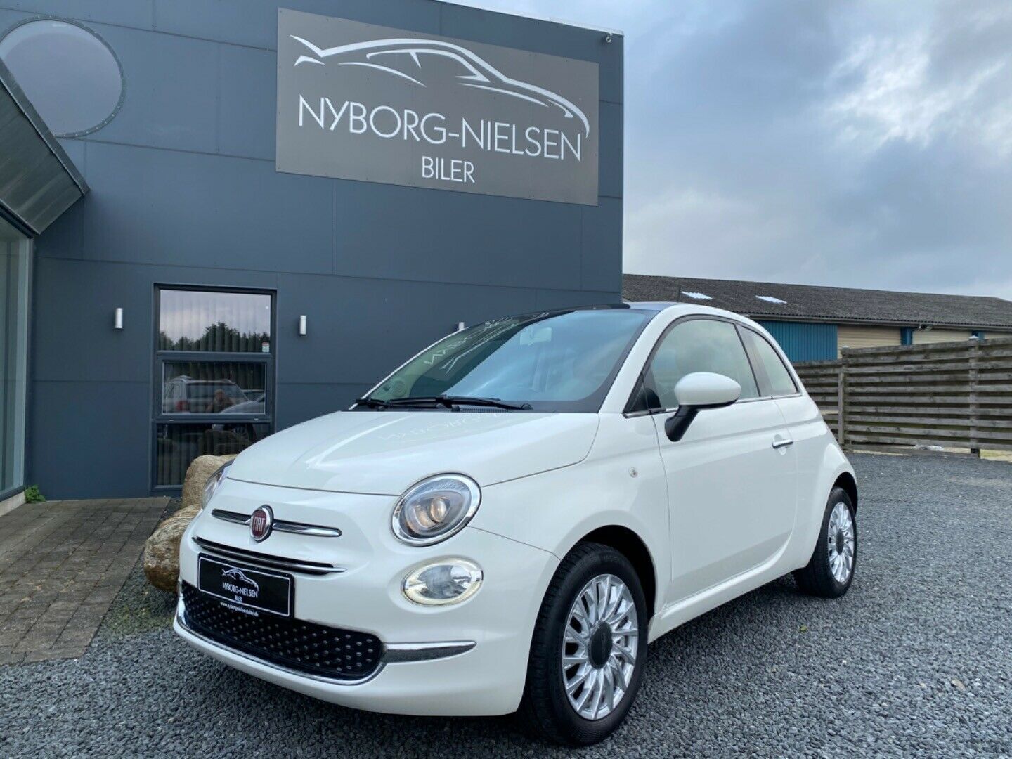 Hvid Fiat 500 fra 2015