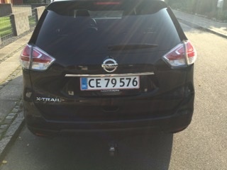 Sort Nissan X-Trail fra 2016