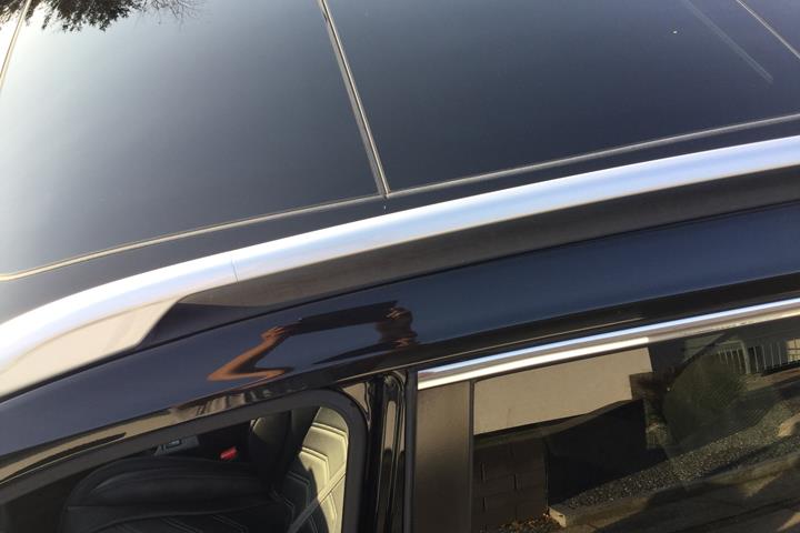 Sort Nissan X-Trail fra 2016