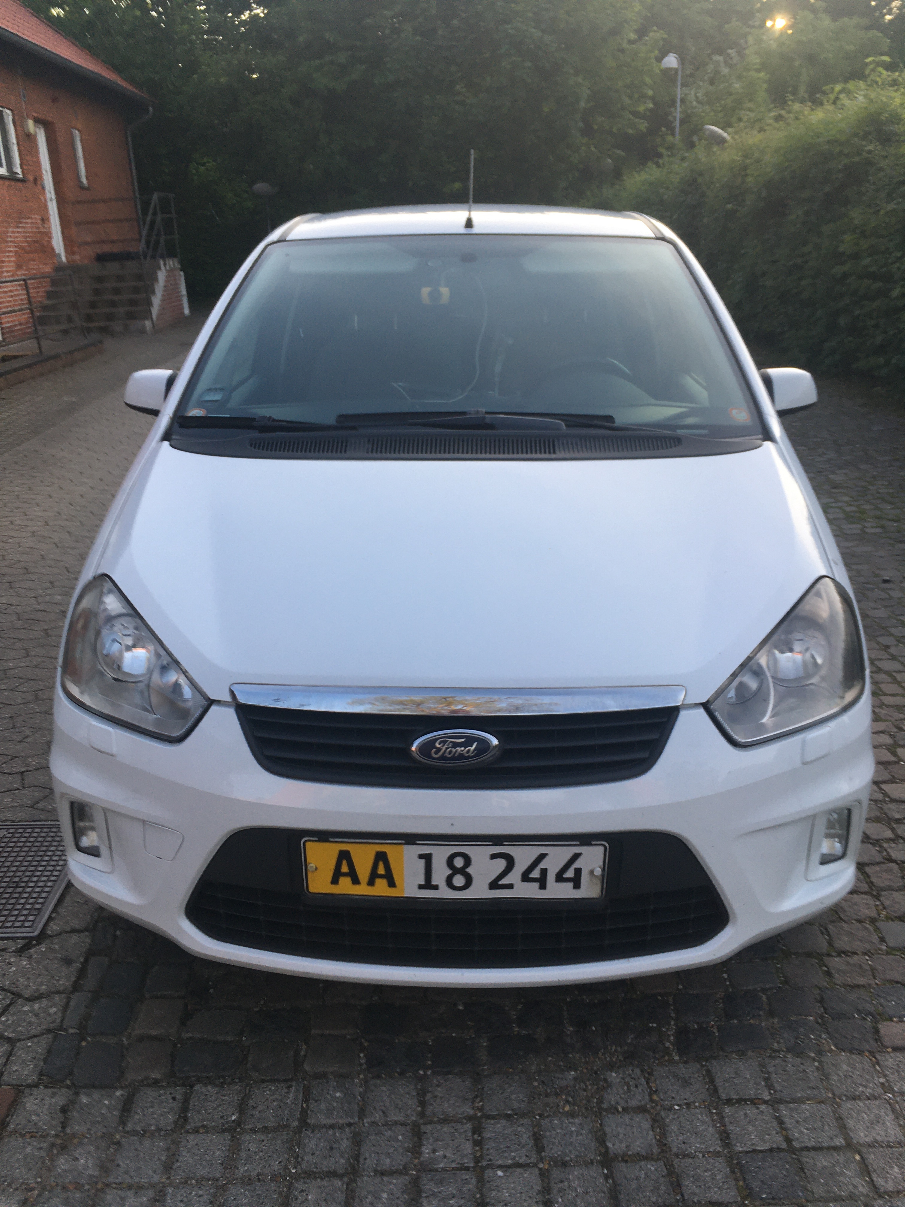 Hvid Ford C-MAX fra 2008